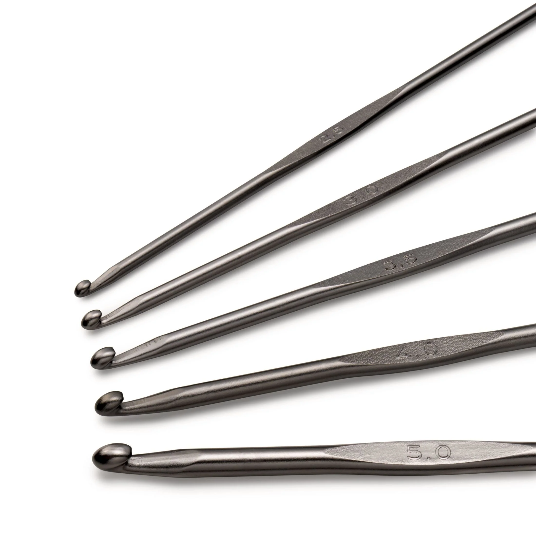 Crochet Hook Set, Gunmetal, 2.5-5mm - Image 3