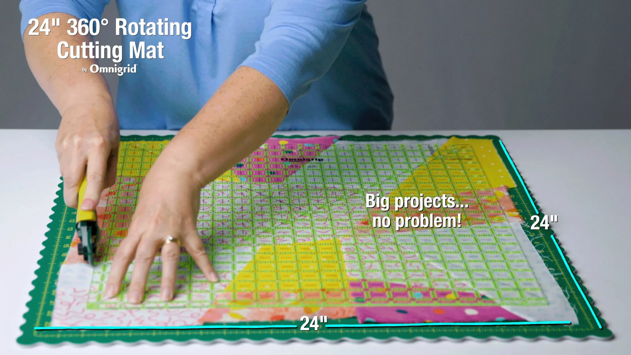 360° Square Rotating Cutting Mat, 24" - Image 3