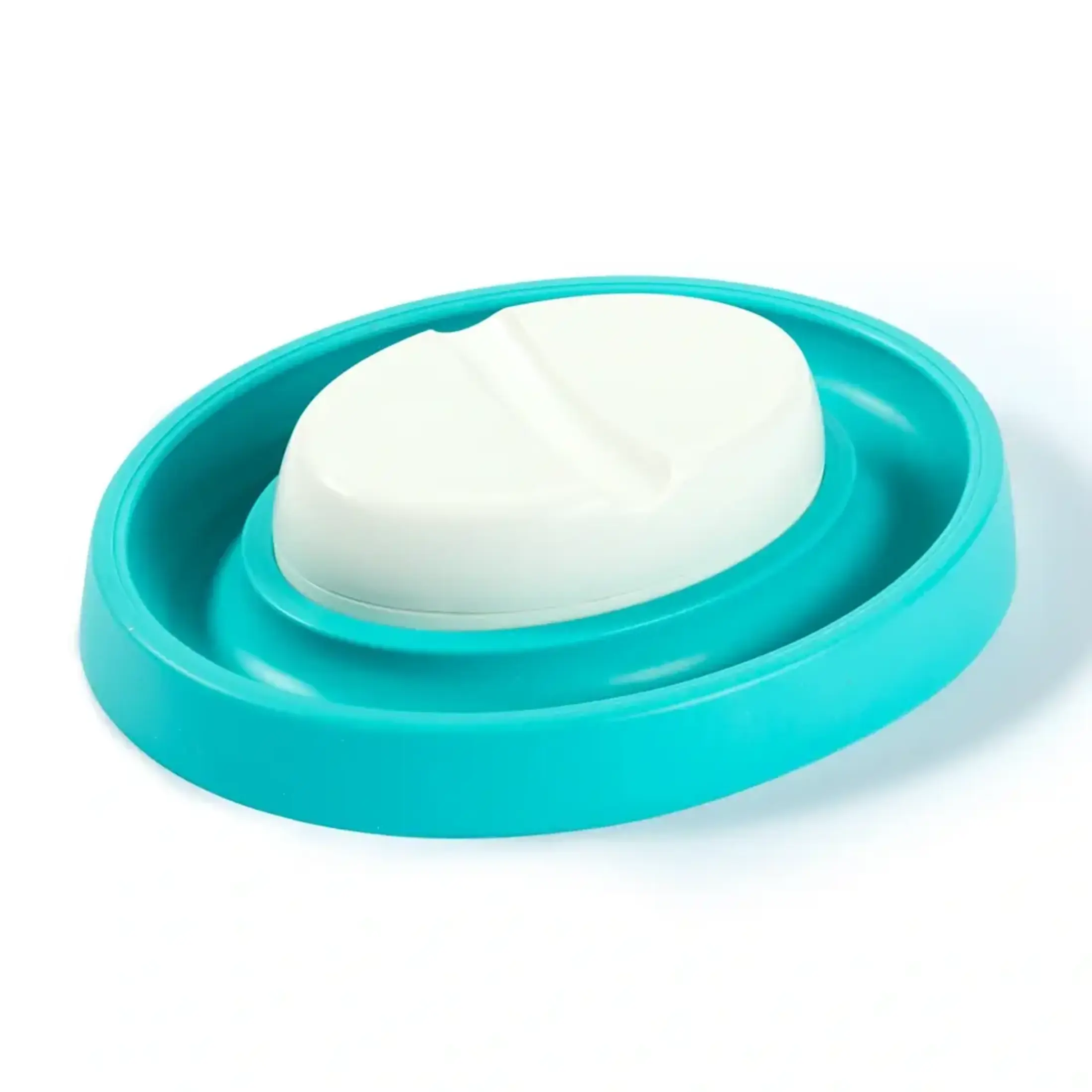 Magnetic Pin Cushion with Bobbin Ring - Image 3