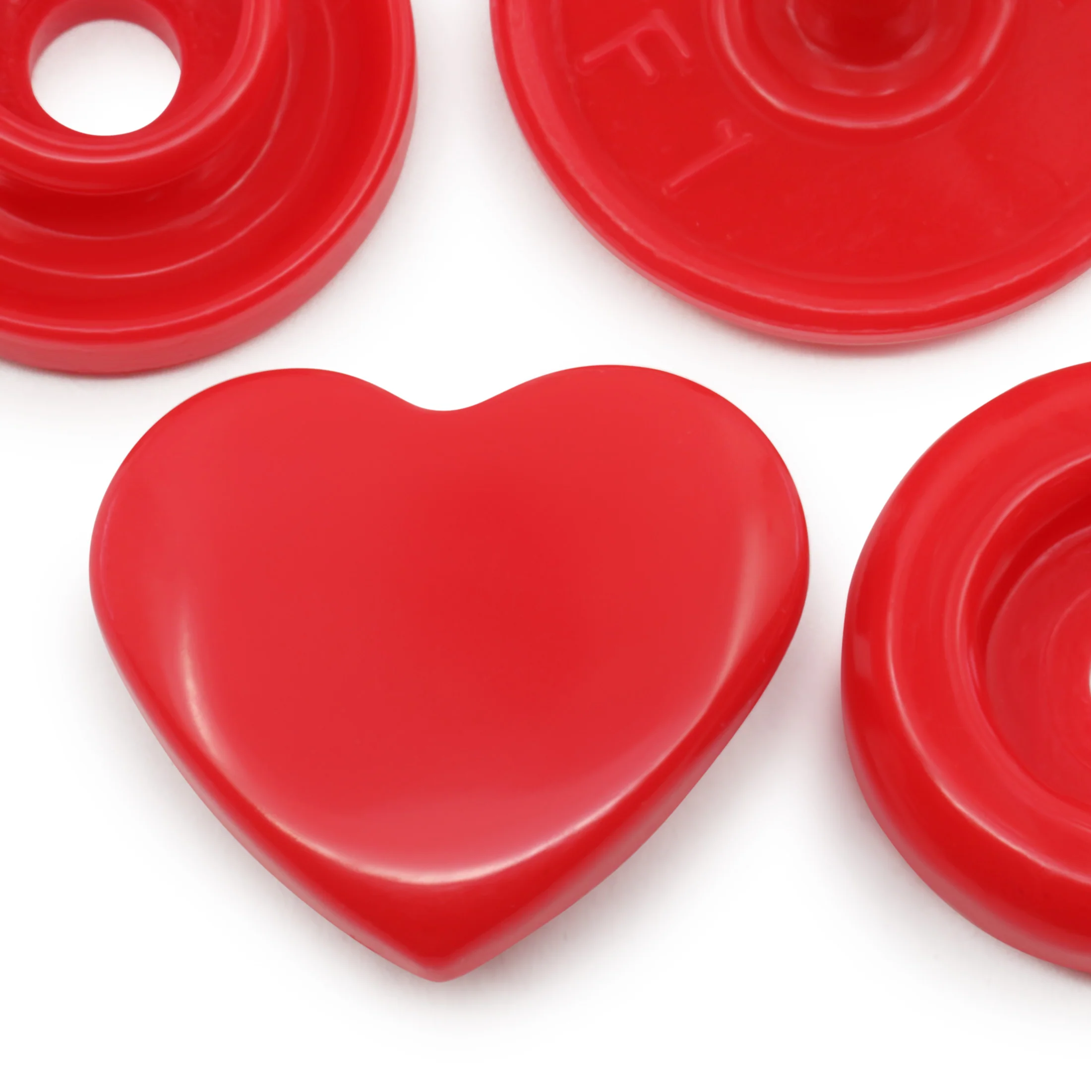 Plastic Color Heart Snaps, 12 Sets - Image 9