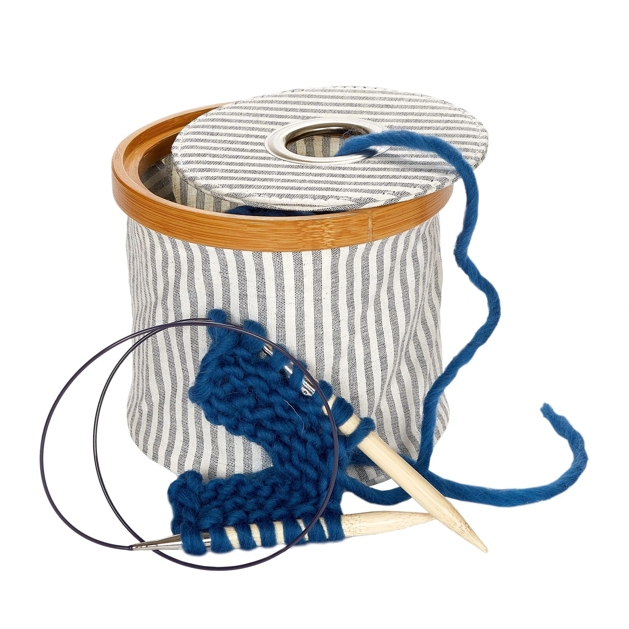 Foldable Bamboo Wool Dispenser & Yarn Storage - Image 5